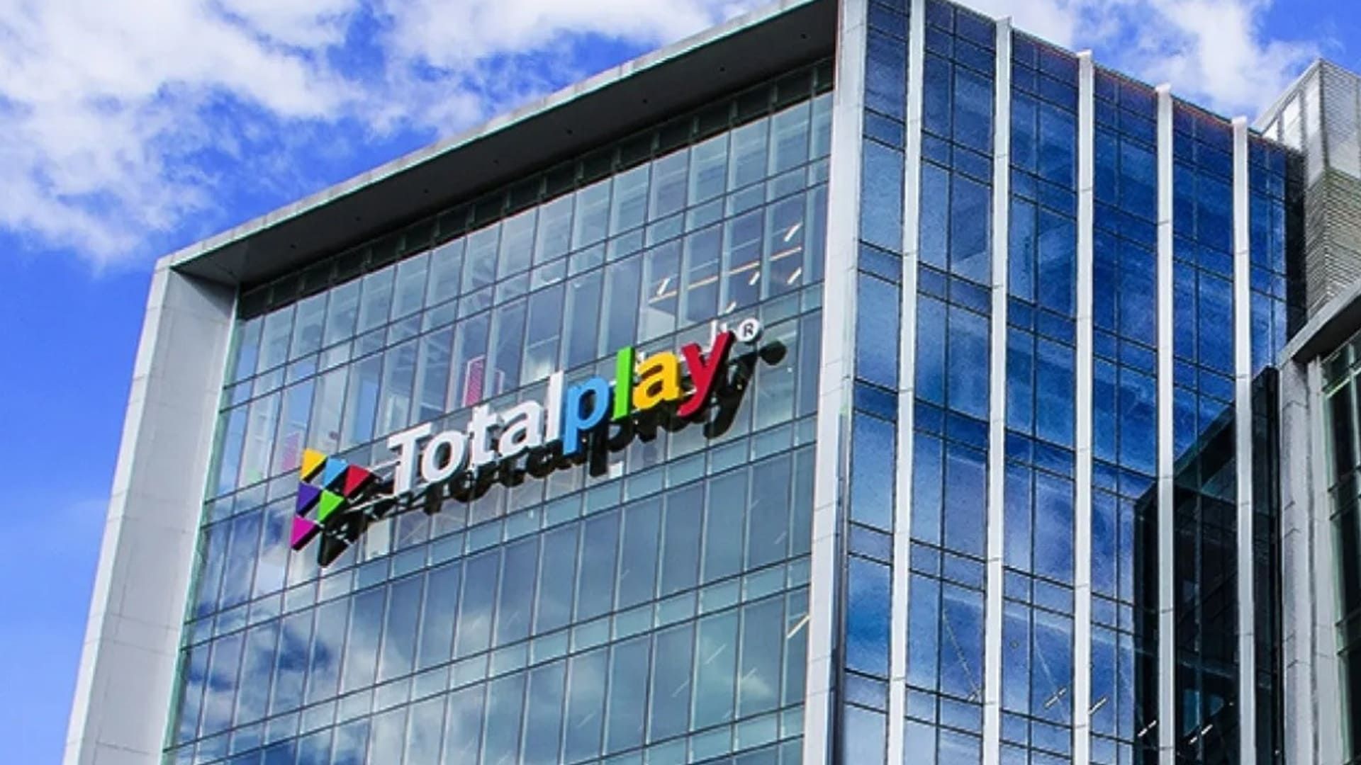 Totalplay cobrará más si superas límite de consumo de Internet; anuncia cambios y Profeco responde