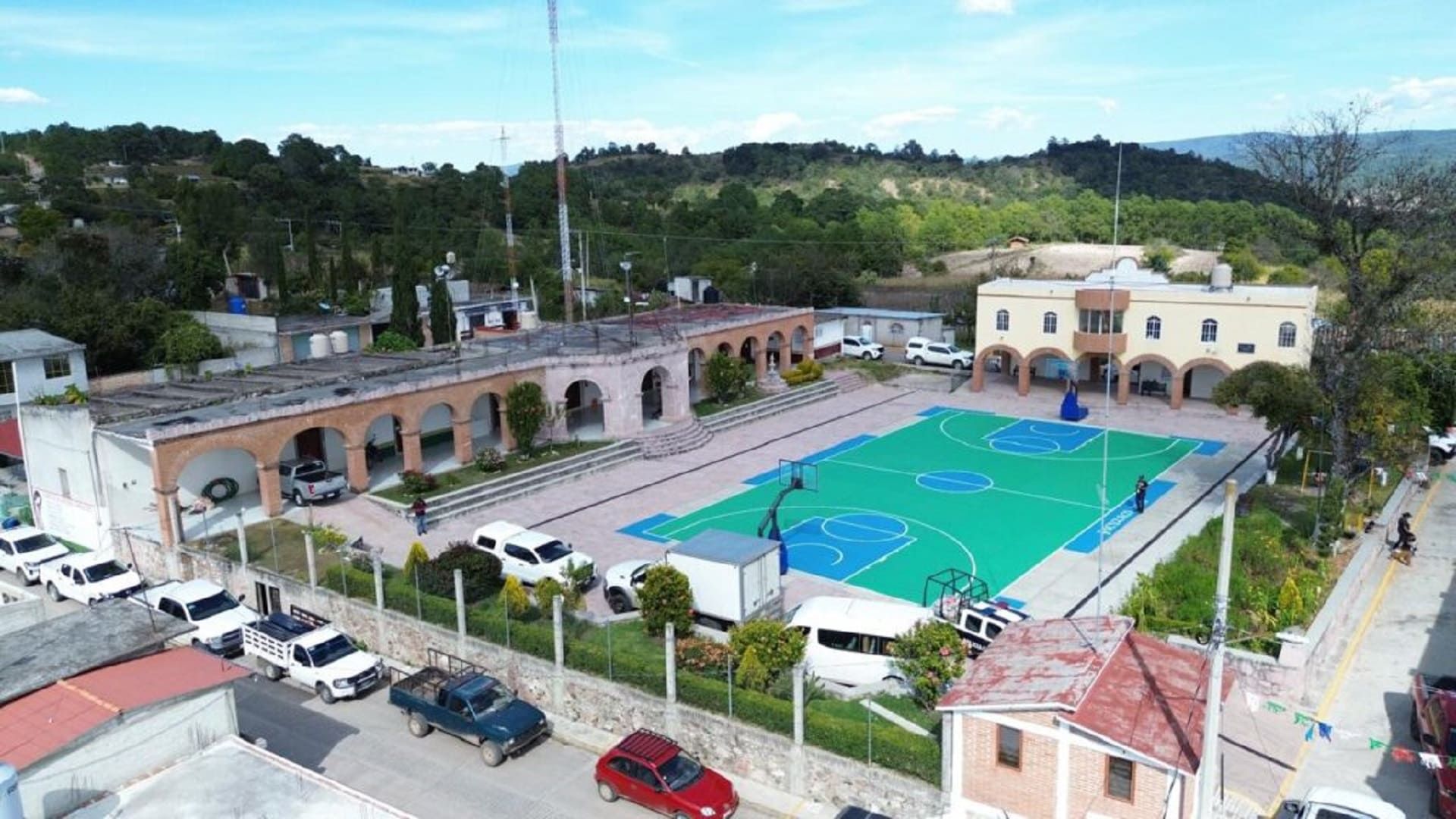 Gobierno estatal iniciará la rehabilitación del camino Yucudaa–El Carrizal en la Mixteca