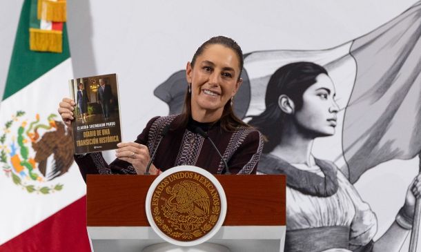 La ciencia, la pluma y el poder: Sheinbaum narra su transición histórica