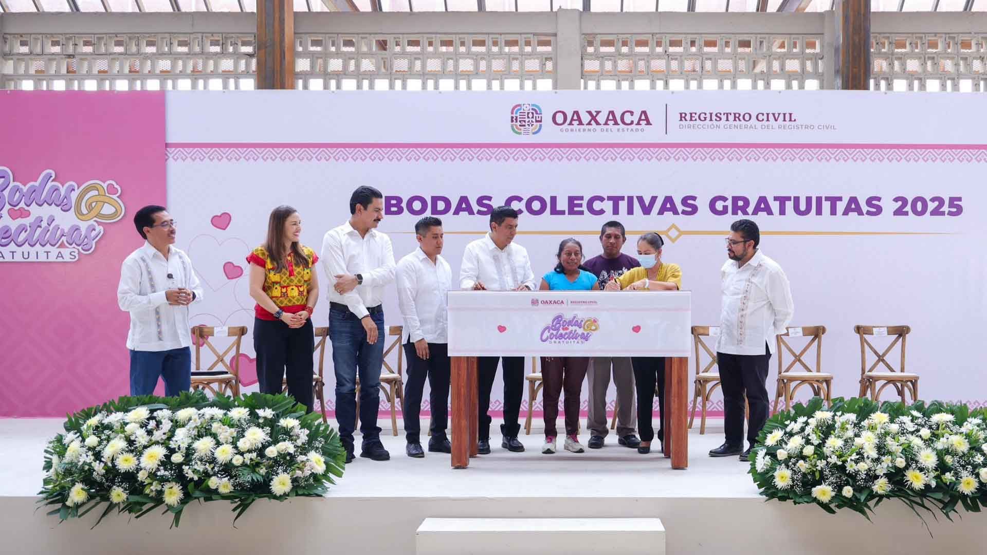 Gobernador de Oaxaca, testigo de honor en 300 bodas civiles del programa Dale el sí con todos los derechos