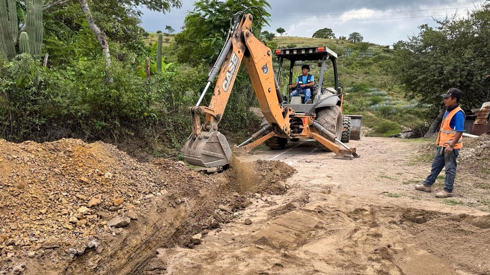 Ceabien inicia segunda etapa del sistema de alcantarillado en San Vicente Coatlán