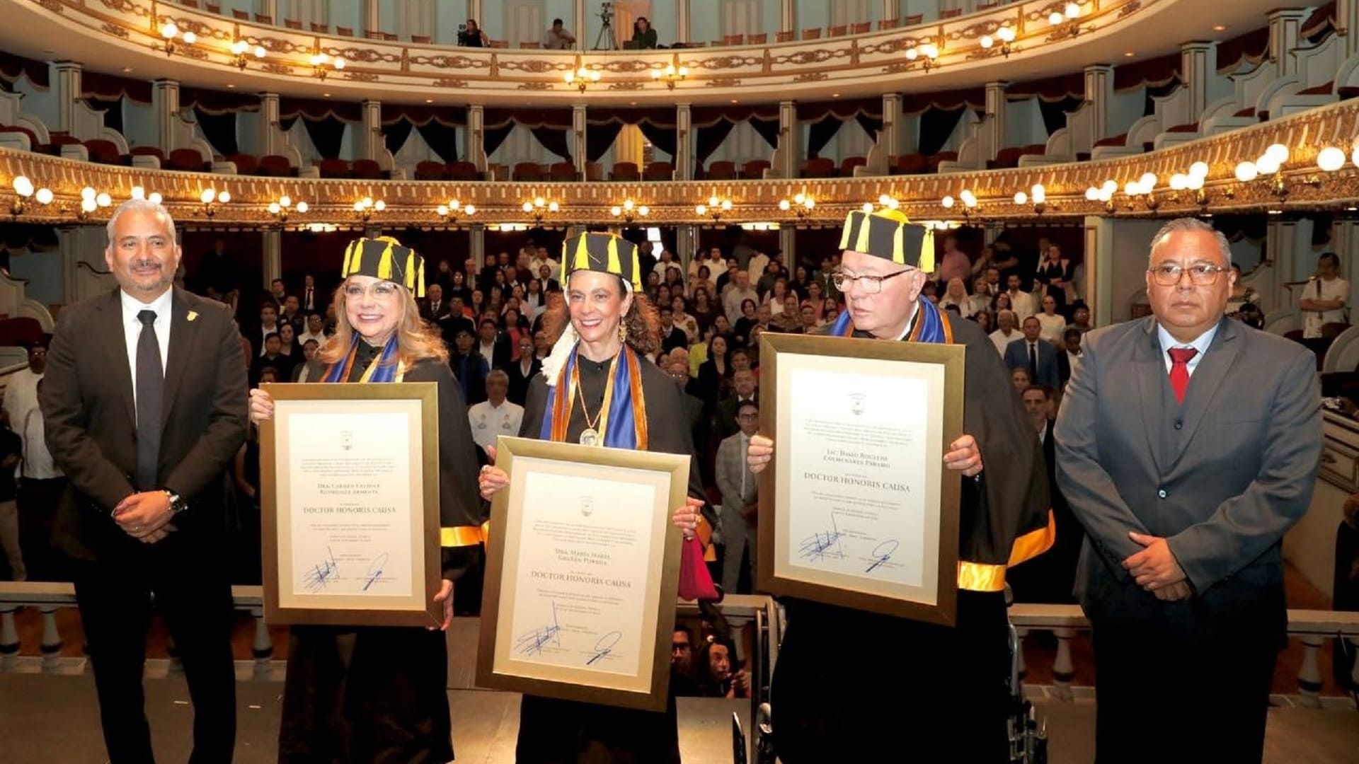 UABJO otorga Doctorado Honoris Causa a Isabel Grañén Porrúa, Carmen Enedina Rodríguez Armenta y David Rogelio Colmenares Páramo